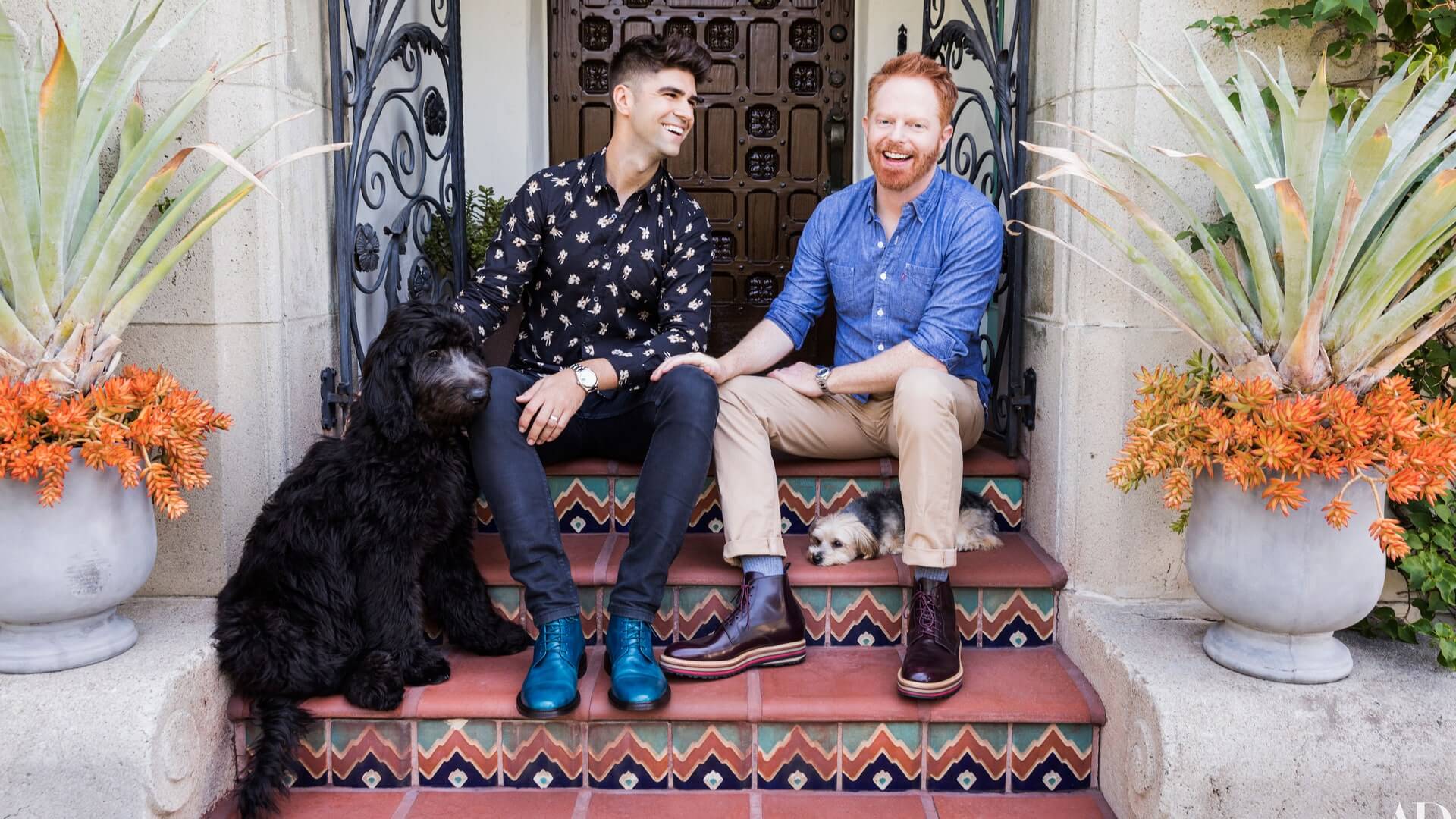 Celebrity Pets - Celebrity Dogs - Celebrity Cats - Jesse Tyler Ferguson and Justin Mikita Dogs