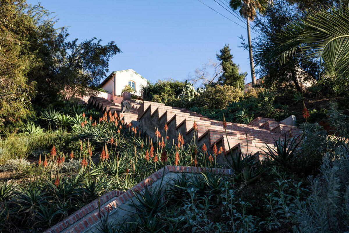 Meaningful outdoor garden