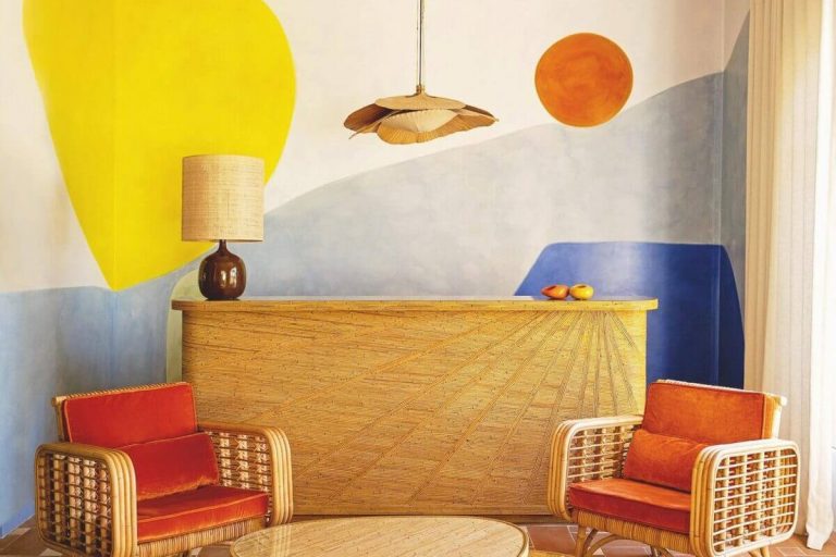 AN BRIGHT AND COLORFUL VILLA IN COSTA AZUL DESIGNED BY INDIA MAHDAVI